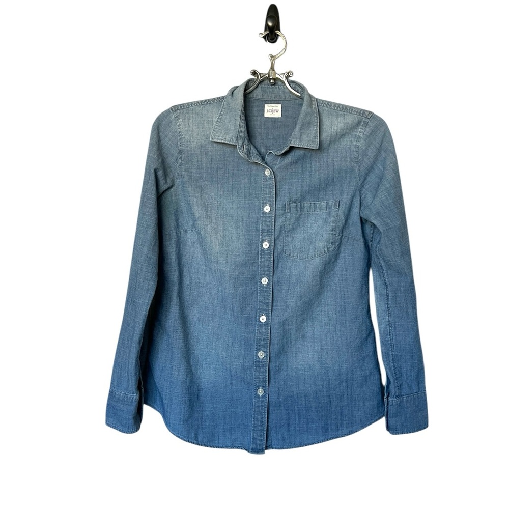 The Perfect Shirt by J Crew Chambray Button Down Long Sleeve Shirt  Size…